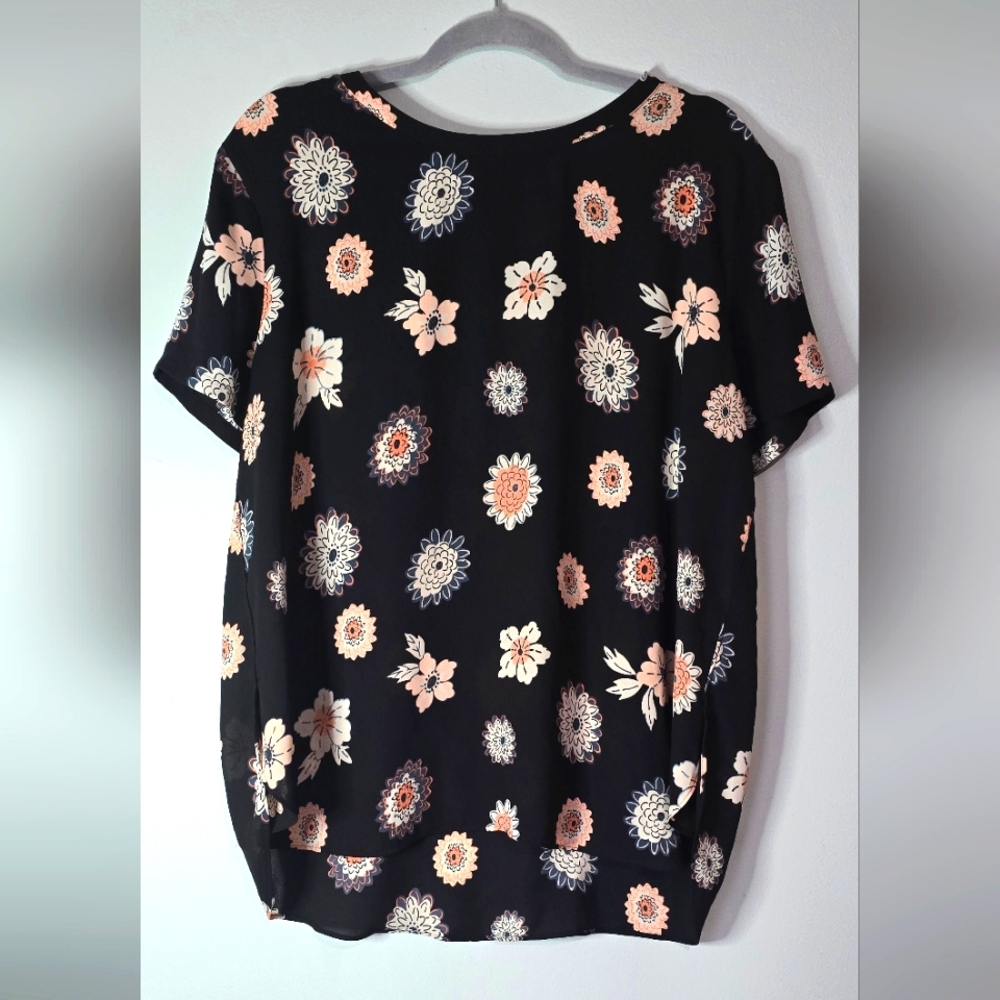 ⭐️Ann Taylor Loft Women's Black Floral Short Sleeve Blouse Size XL